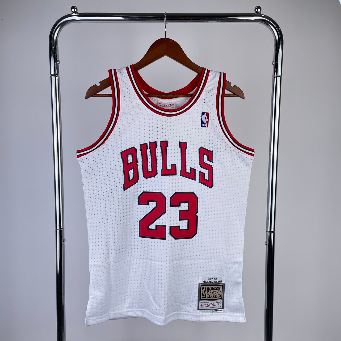 Chicago Bulls 97/98 Michael Jordan M&N Hardwood Classic Jersey (White)